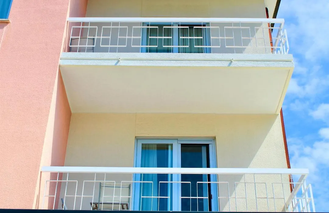 Hotel Cristina-1