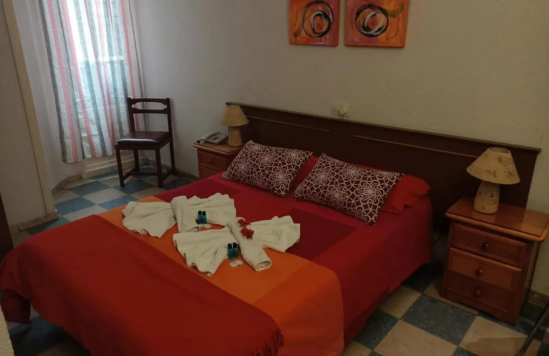 Hostal Continental-1