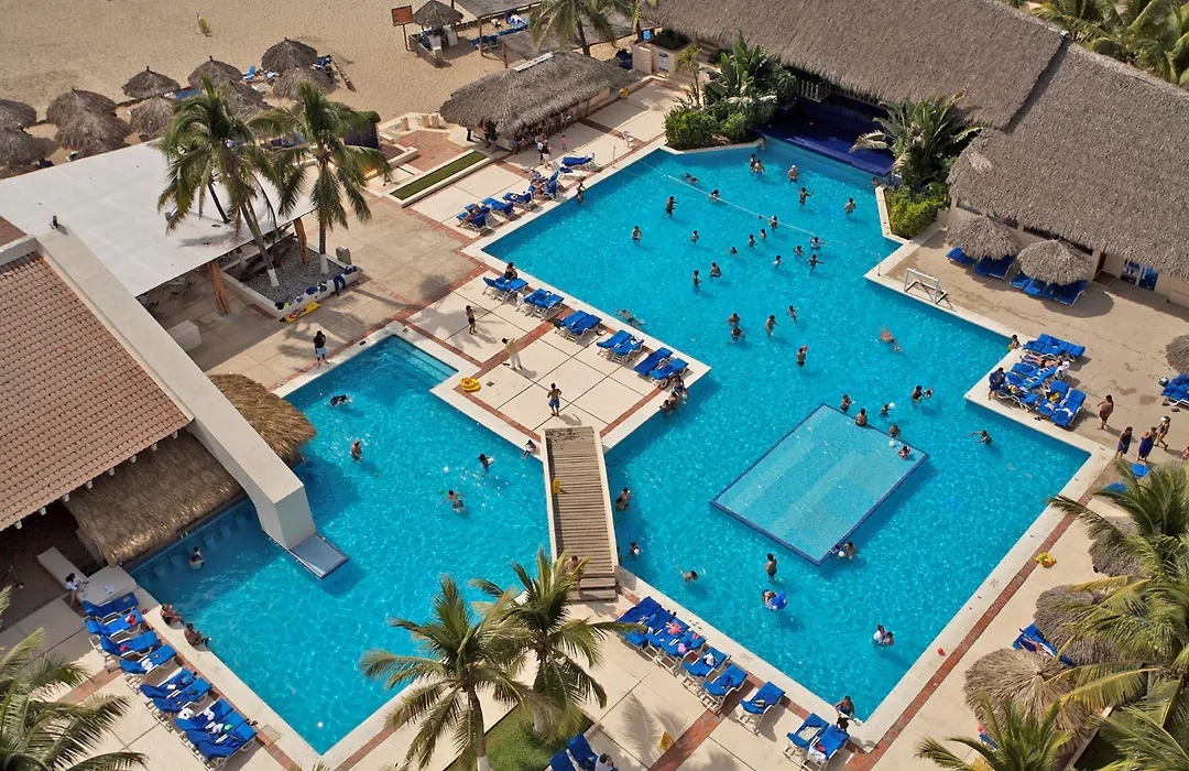 Park Royal Beach Ixtapa-1