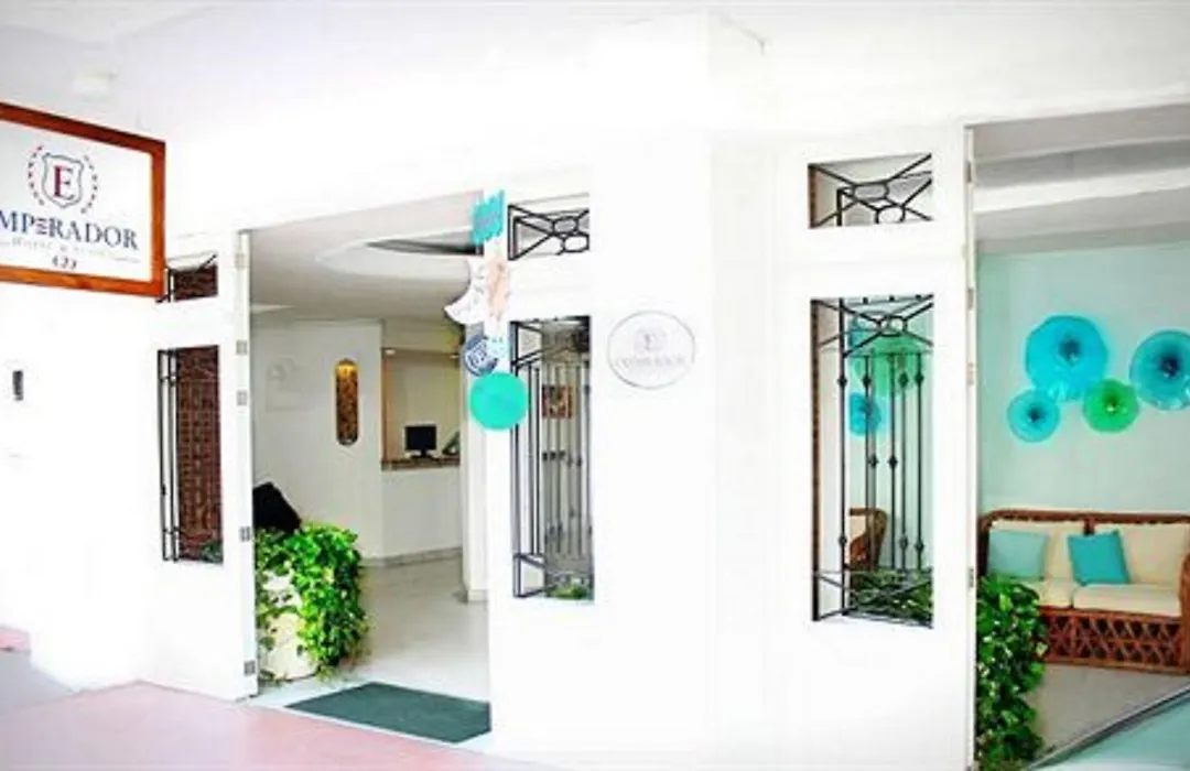 Emperador Vallarta Beachfront Hotel And Suites-1