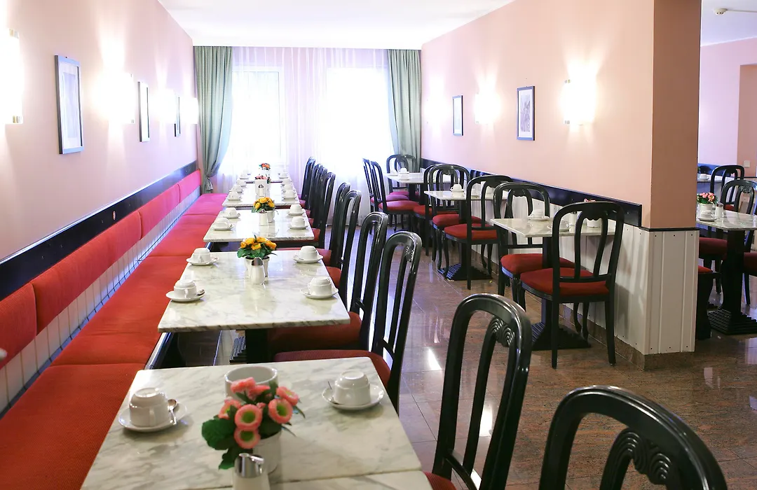 Caratart Hotel Bombolo Wien-1