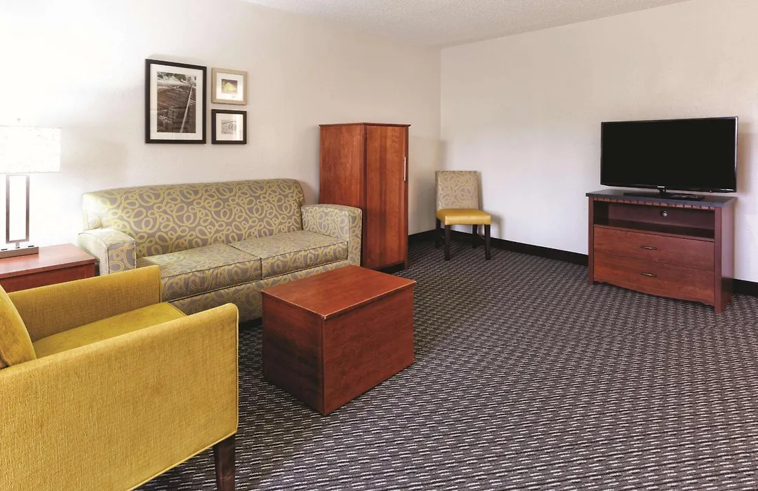 La Quinta By Wyndham Miami Airport East-1