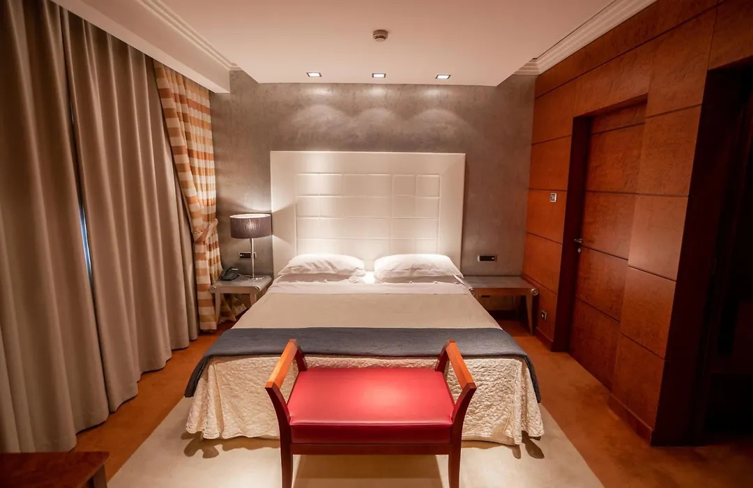 Papillo Hotels&Resorts Roma-1