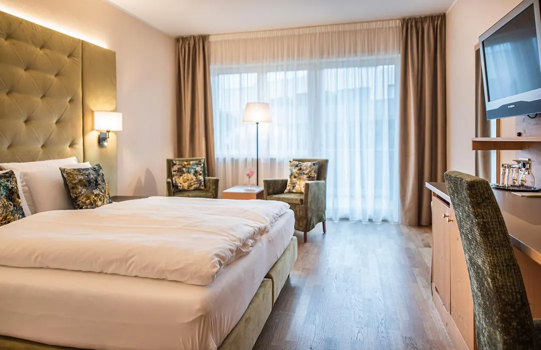 Vitalpina Hotel Waldhof-1