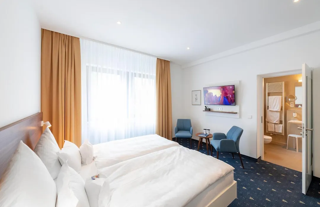 Hotel Adler Post-1