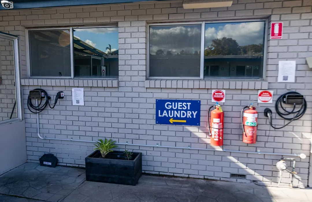 Eden Motel-1