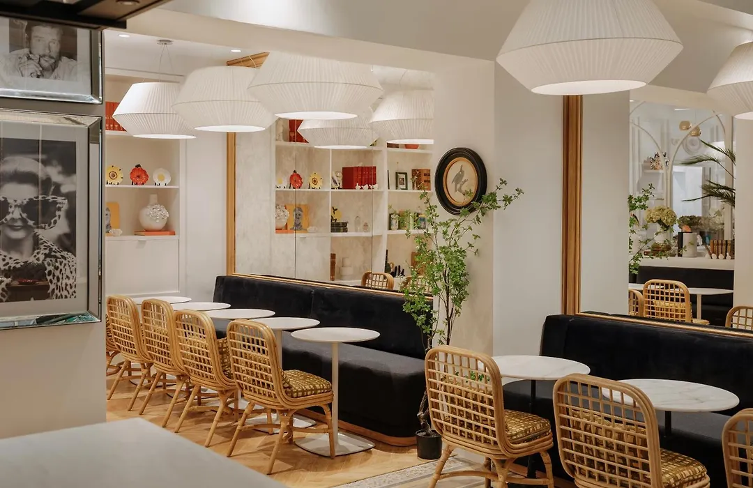 Solly Hotel Paris-1