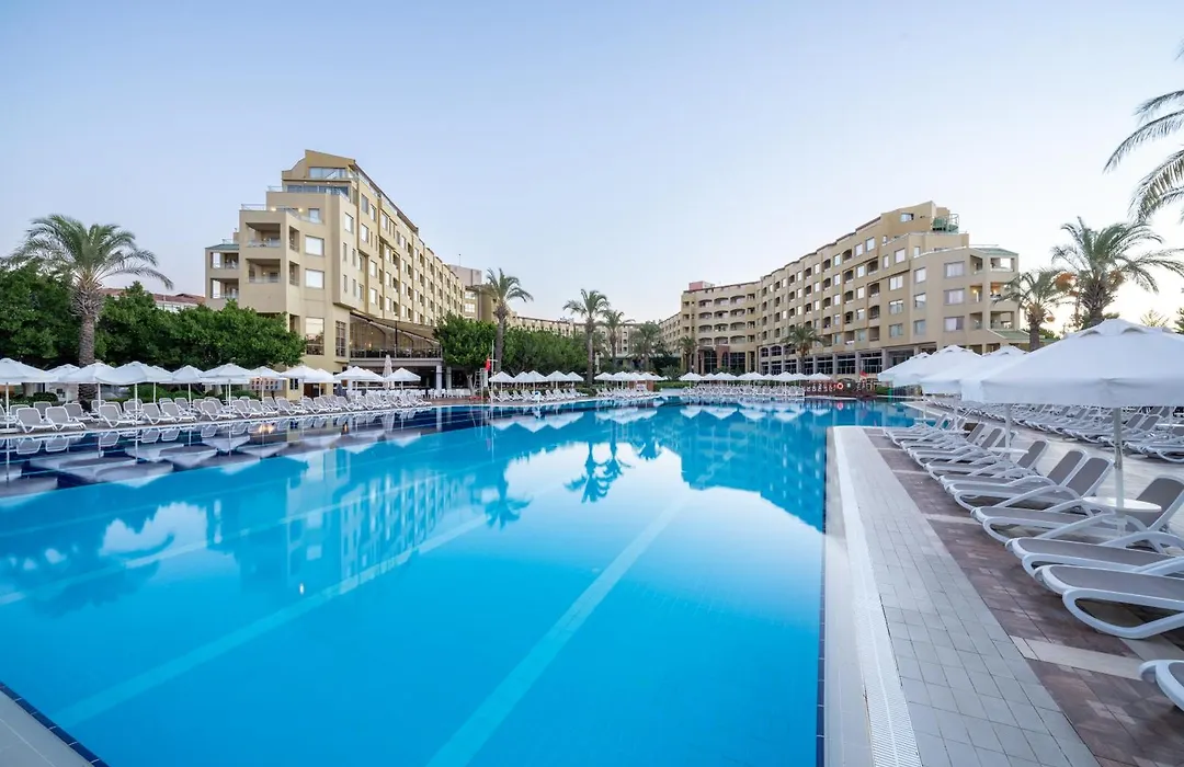 Selectum Family Resort Side-1