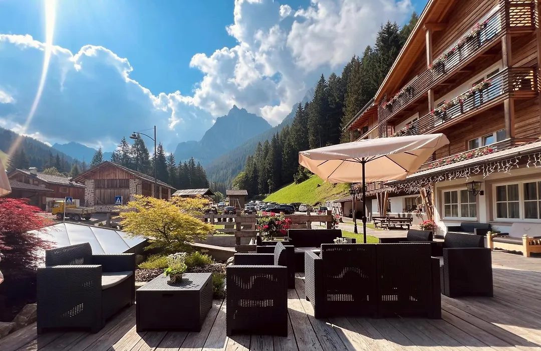 Hotel Valacia-1