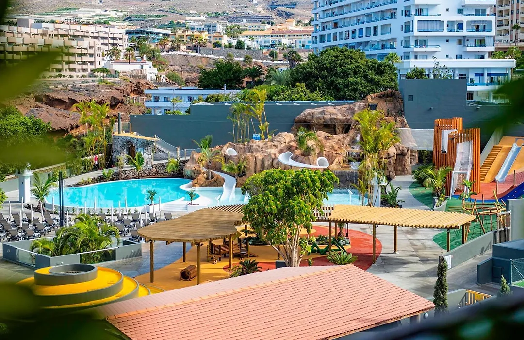 Adrian Hoteles Roca Nivaria-1
