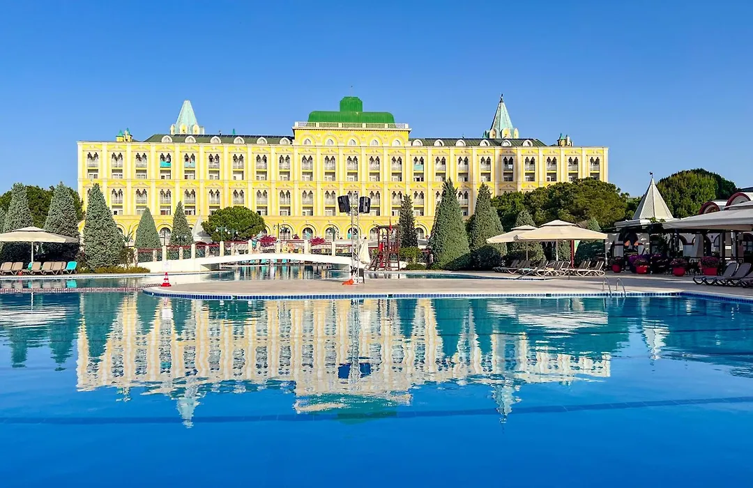Kremlin Palace-1
