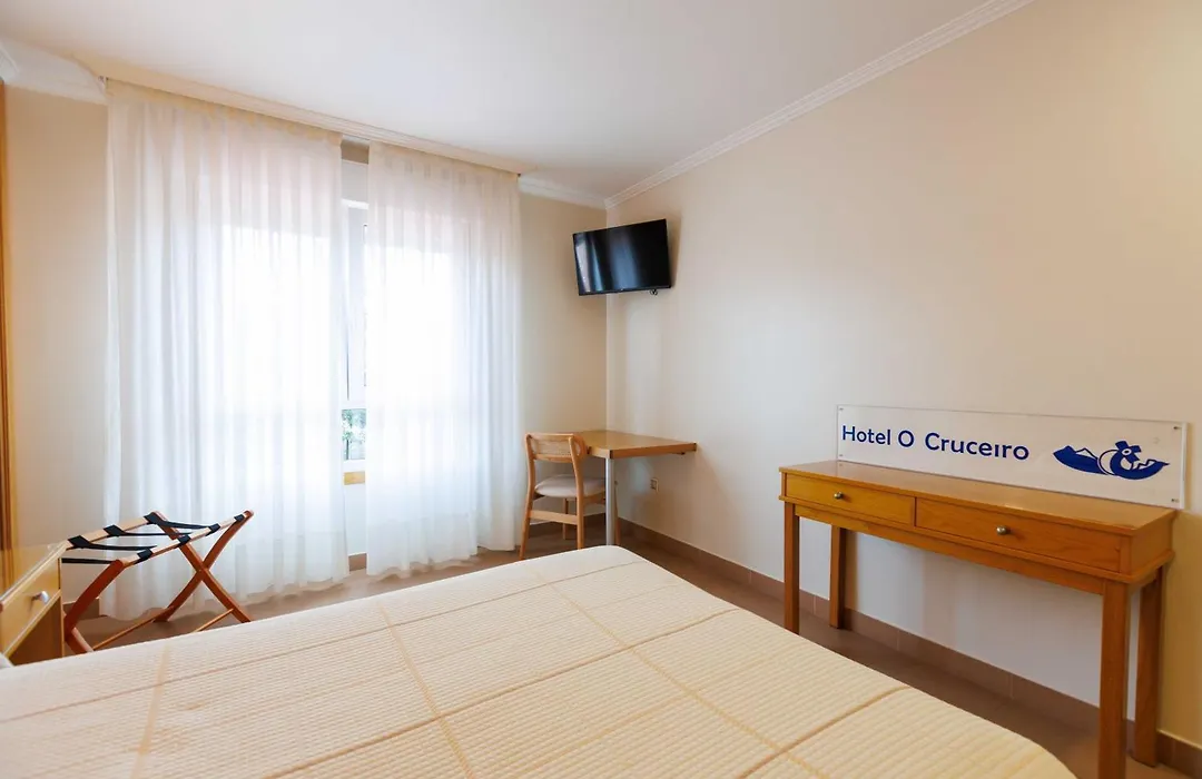 Hotel O Cruceiro-1