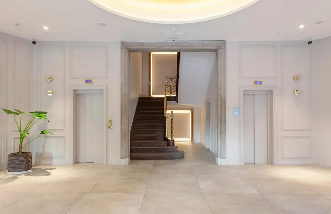 Lamaro Hotel-1