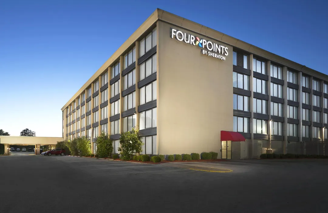 Four Points By Sheraton Kansas City Airport-1