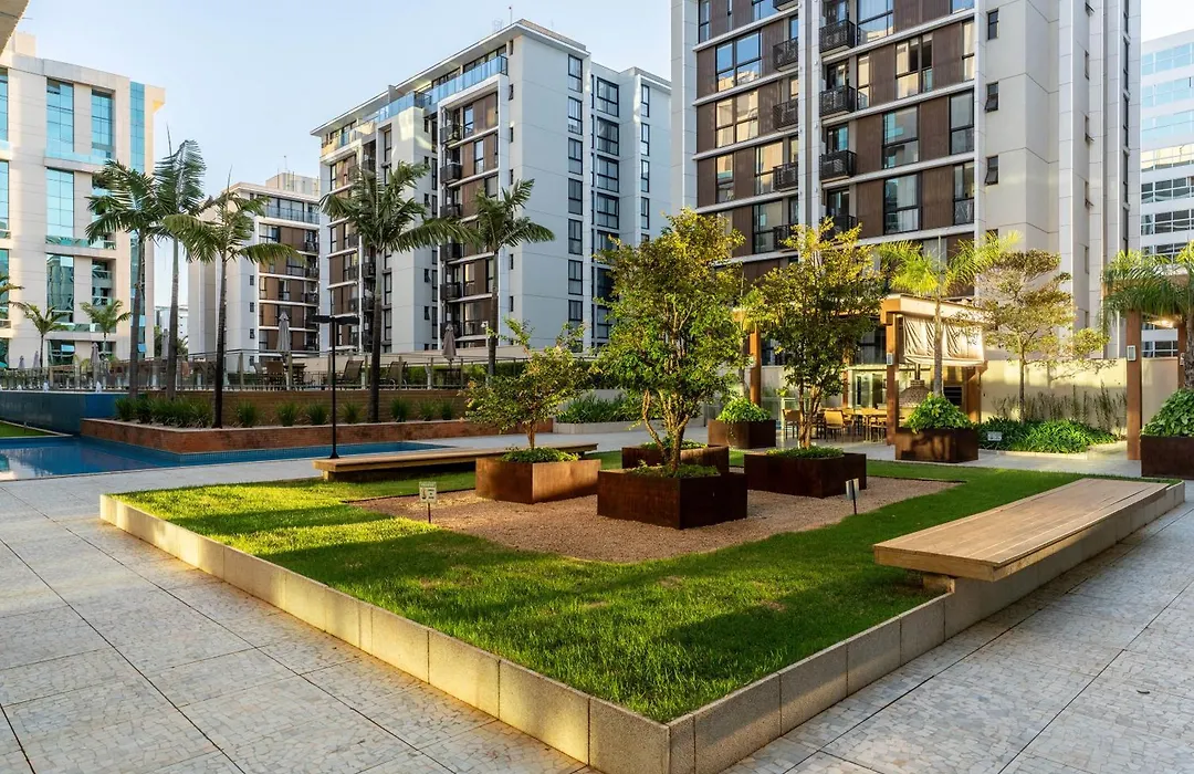 Vista Park Hplus Long Stay-1