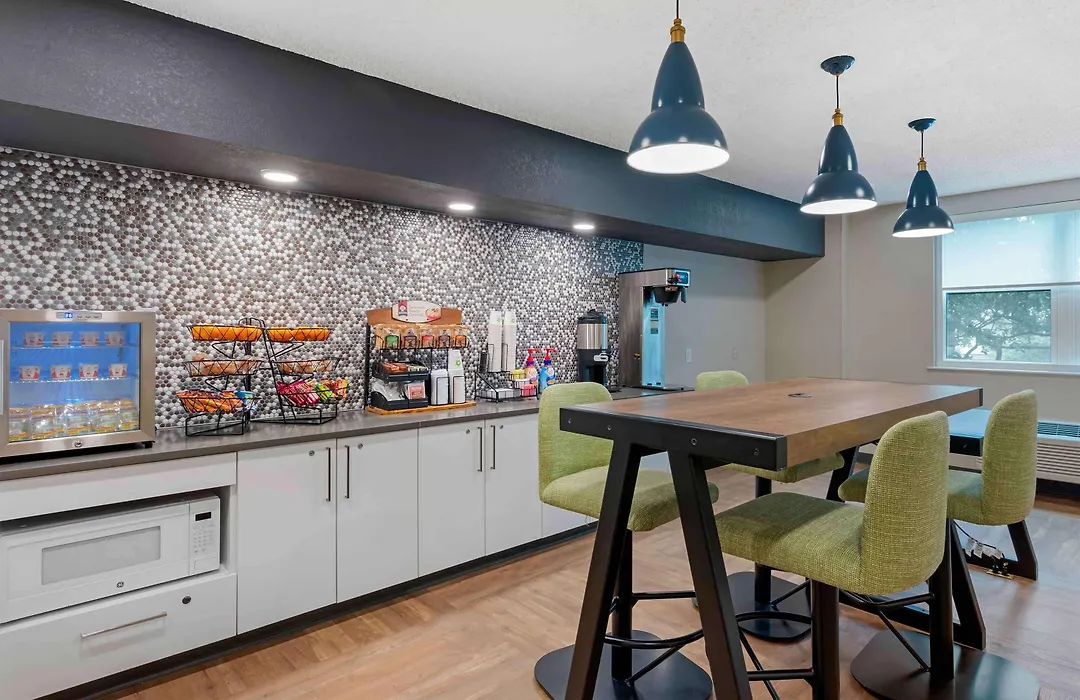 Extended Stay America Premier Suites - Miami - Coral Gables-1