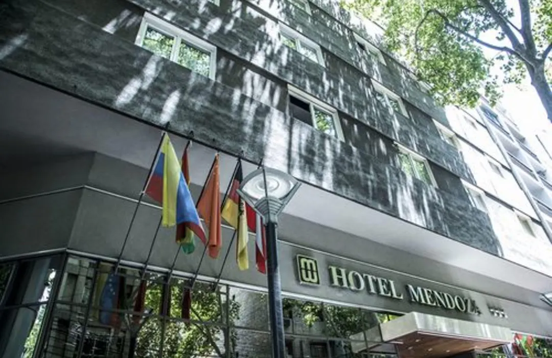 Hotel Mendoza-1