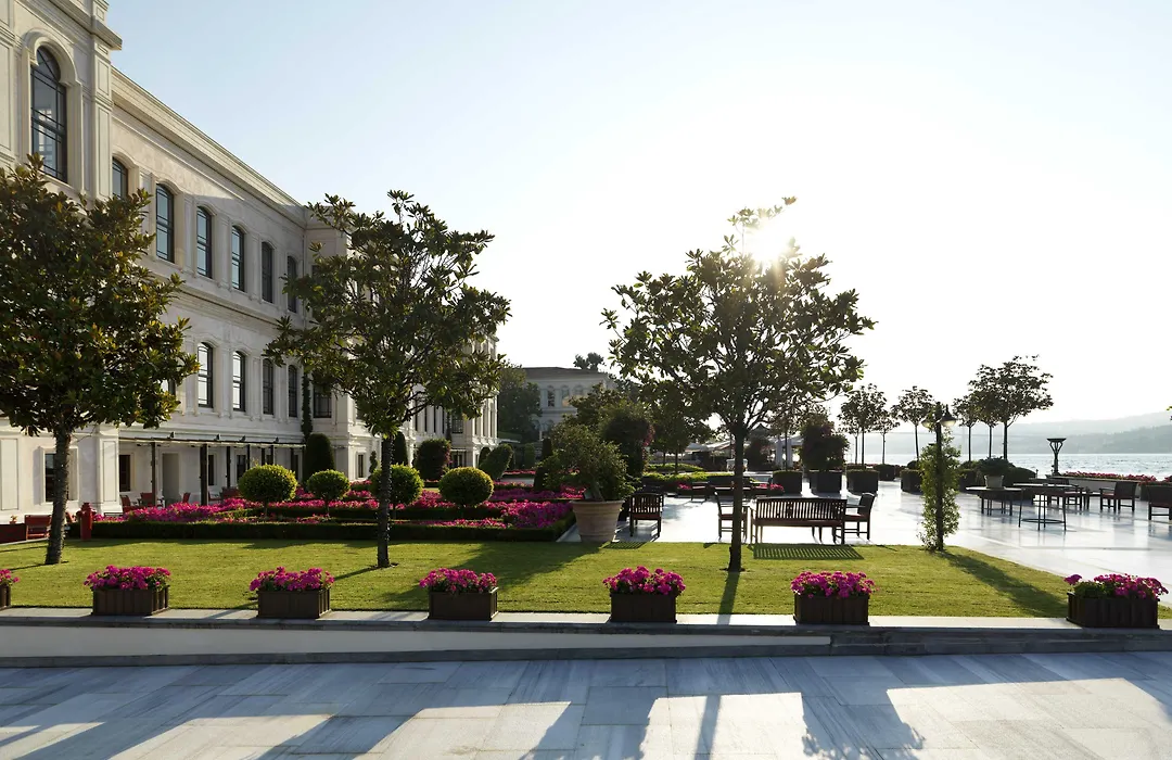 Four Seasons Hotel Istanbul At The Bosphorus-1