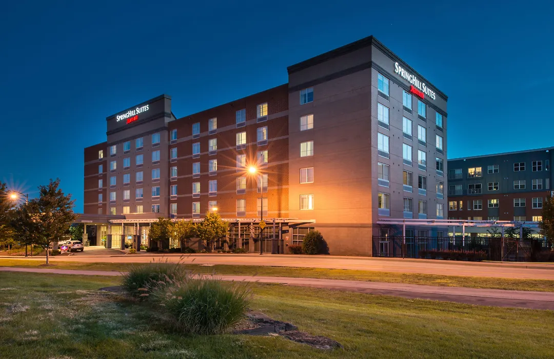 Springhill Suites Pittsburgh Southside Works-1