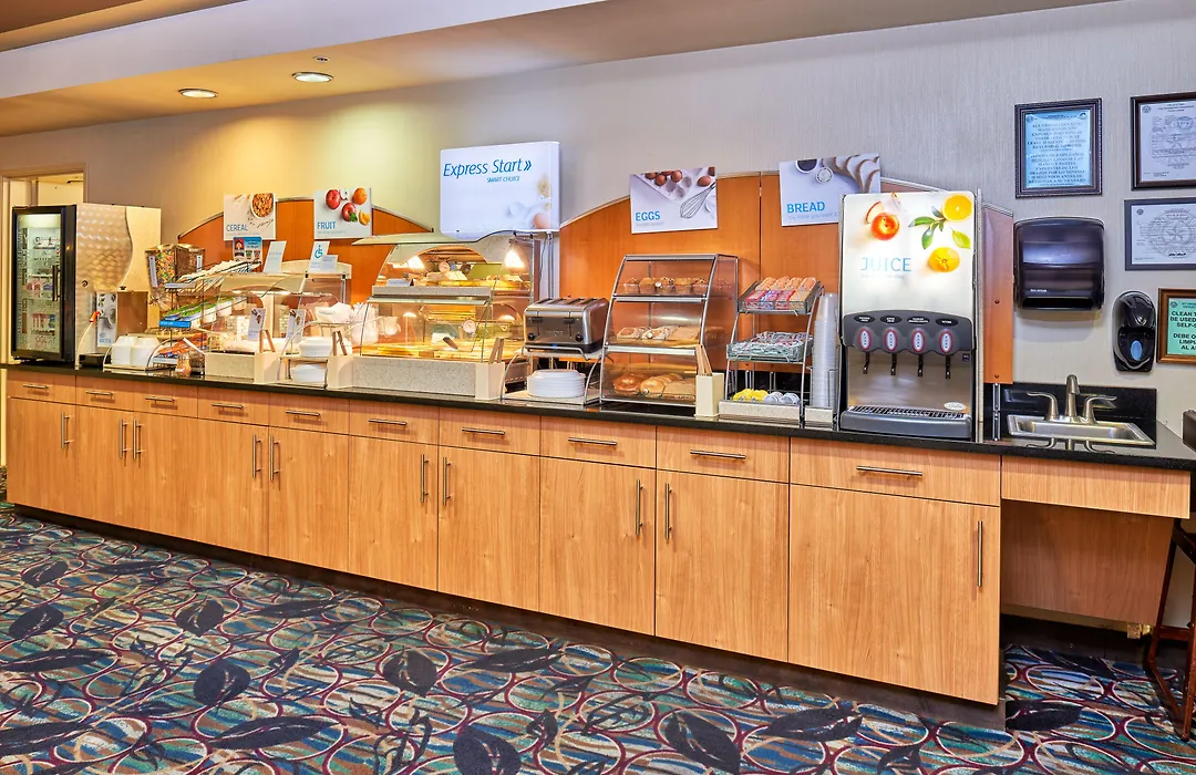 Holiday Inn Express & Suites El Paso Airport By Ihg-1