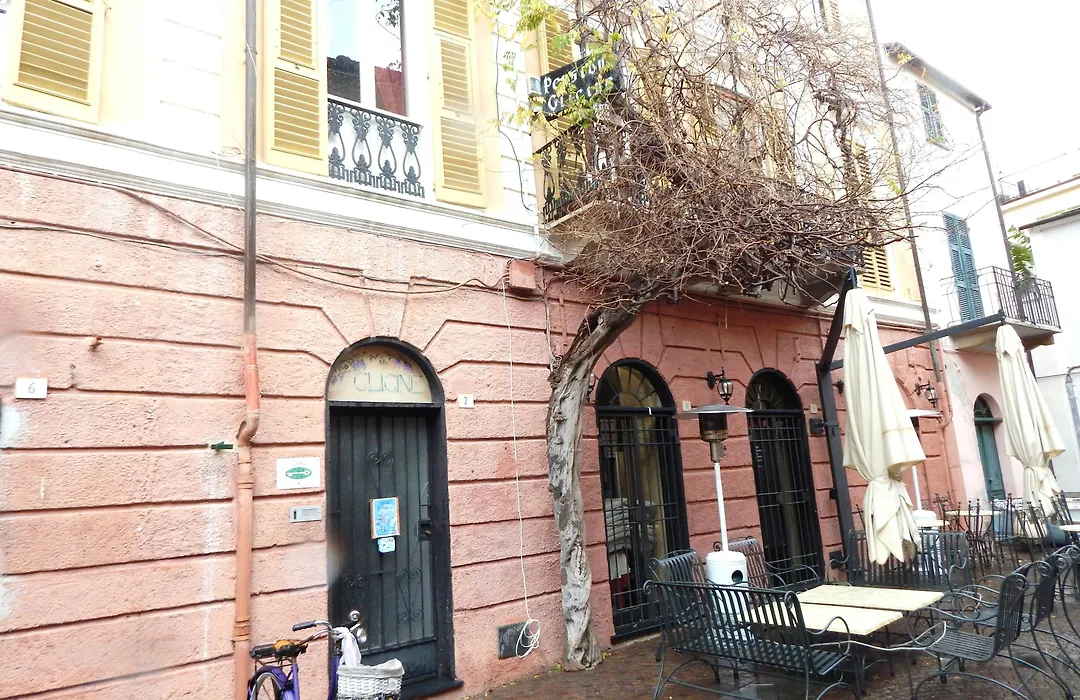 Hotel Glicine-1