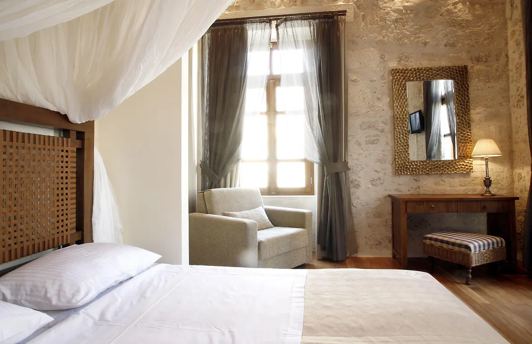 Leo Hotel-1