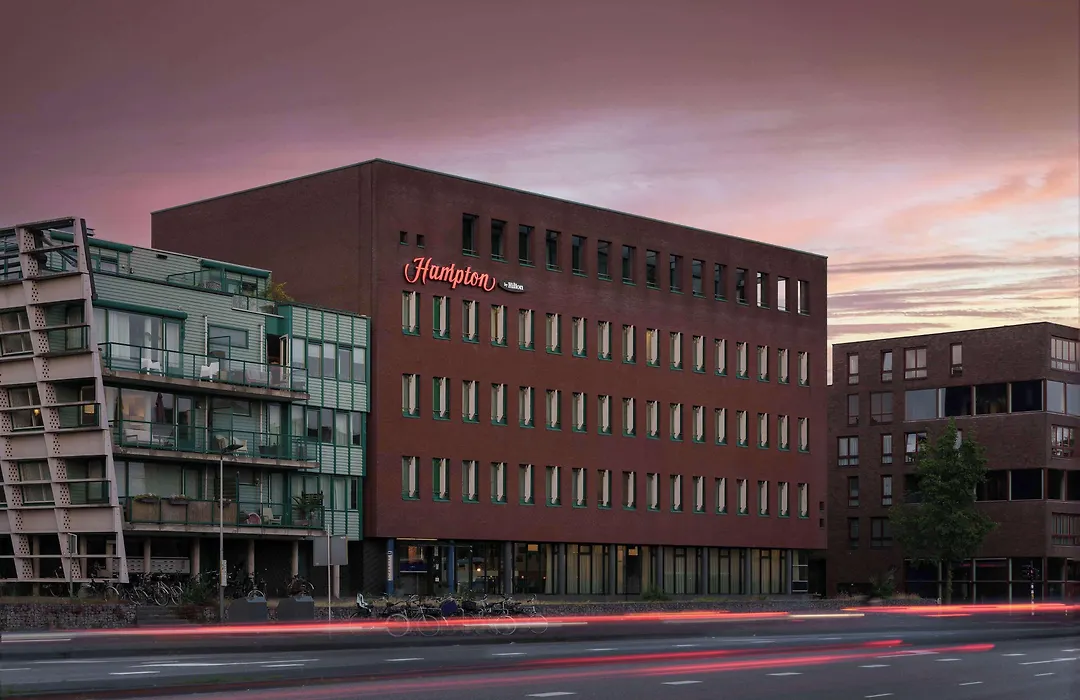 Hampton by Hilton Amsterdam Centre East-1