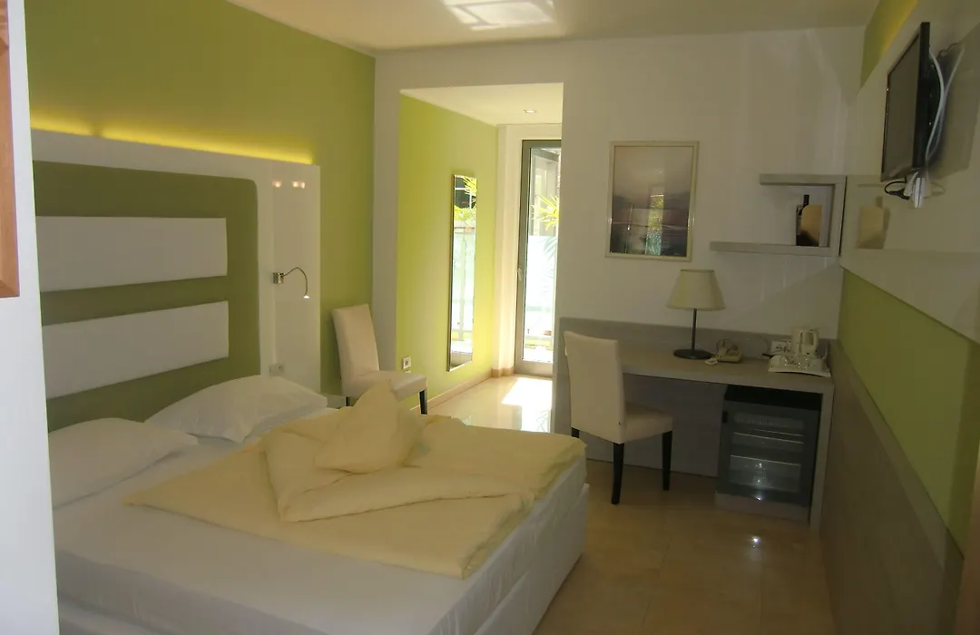 Beach Hotel Du Lac Malcesine-1