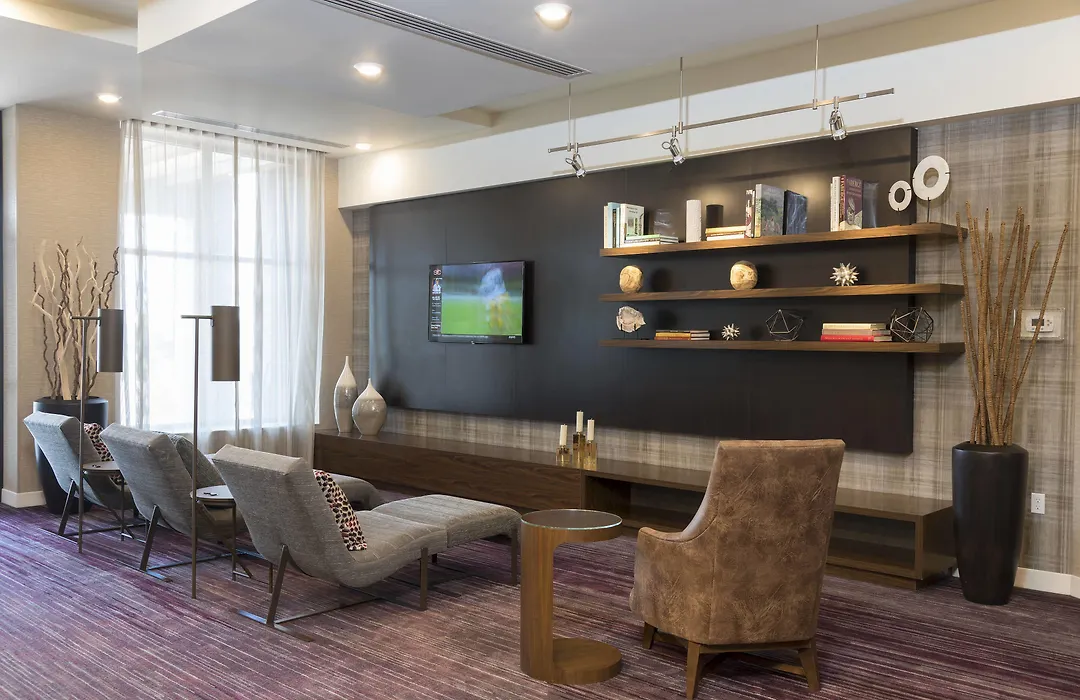 Courtyard By Marriott Mt. Pleasant At Central Michigan University-1