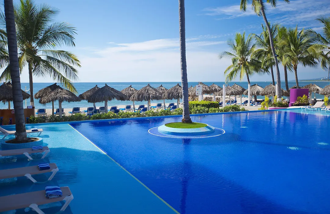 Crown Paradise Club Puerto Vallarta All Inclusive-1
