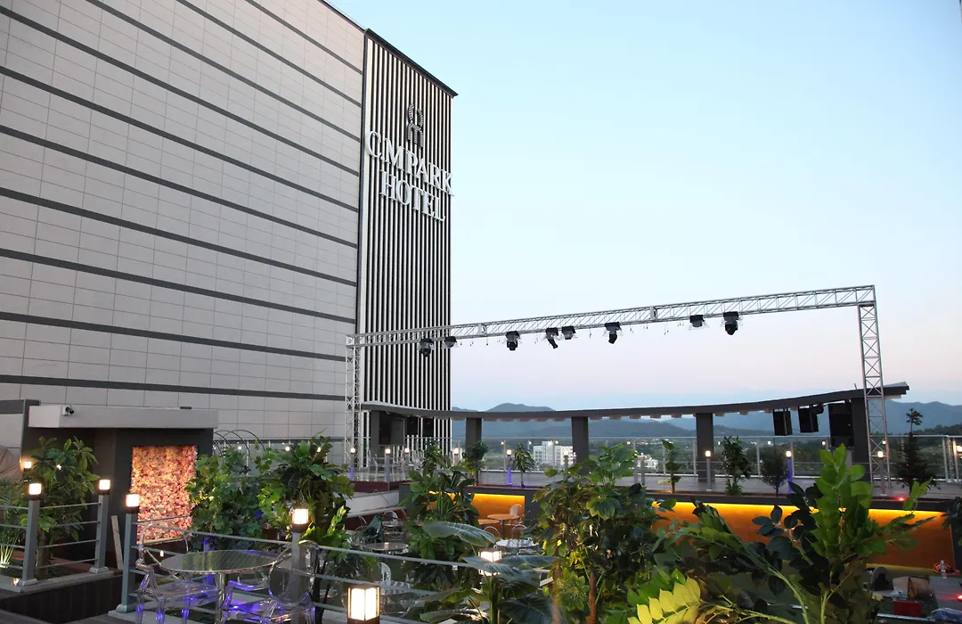 Cm Park Hotel-1