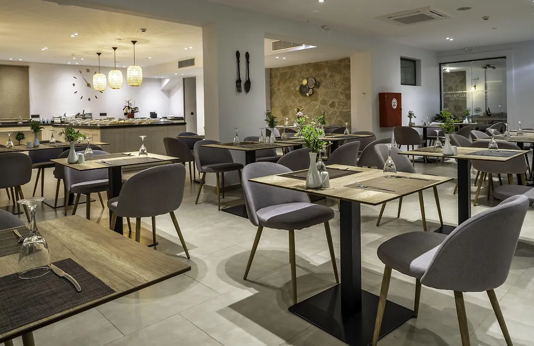 Amaryllis Hotel-1
