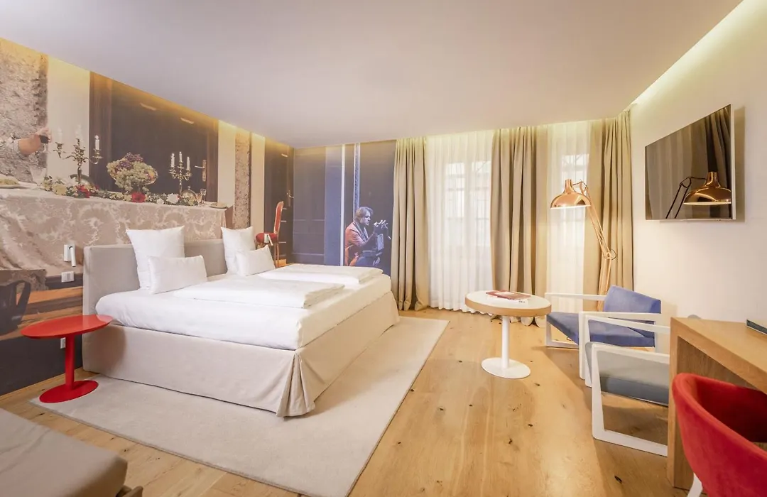 Small Luxury Hotel Goldgasse-1