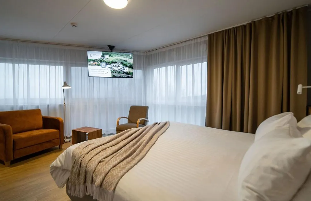 Hestia Hotel Strand-1