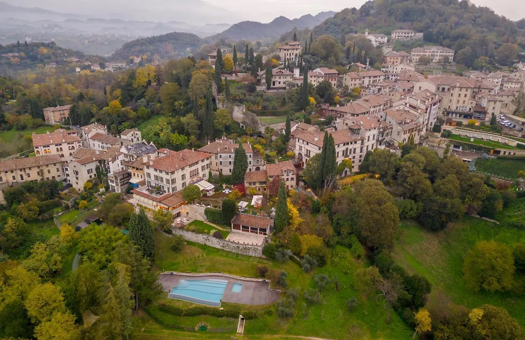 Hotel Villa Cipriani-1