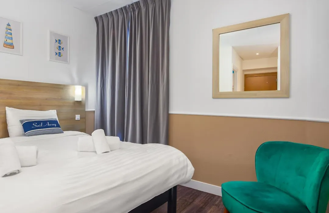 Hotel Parisien-1