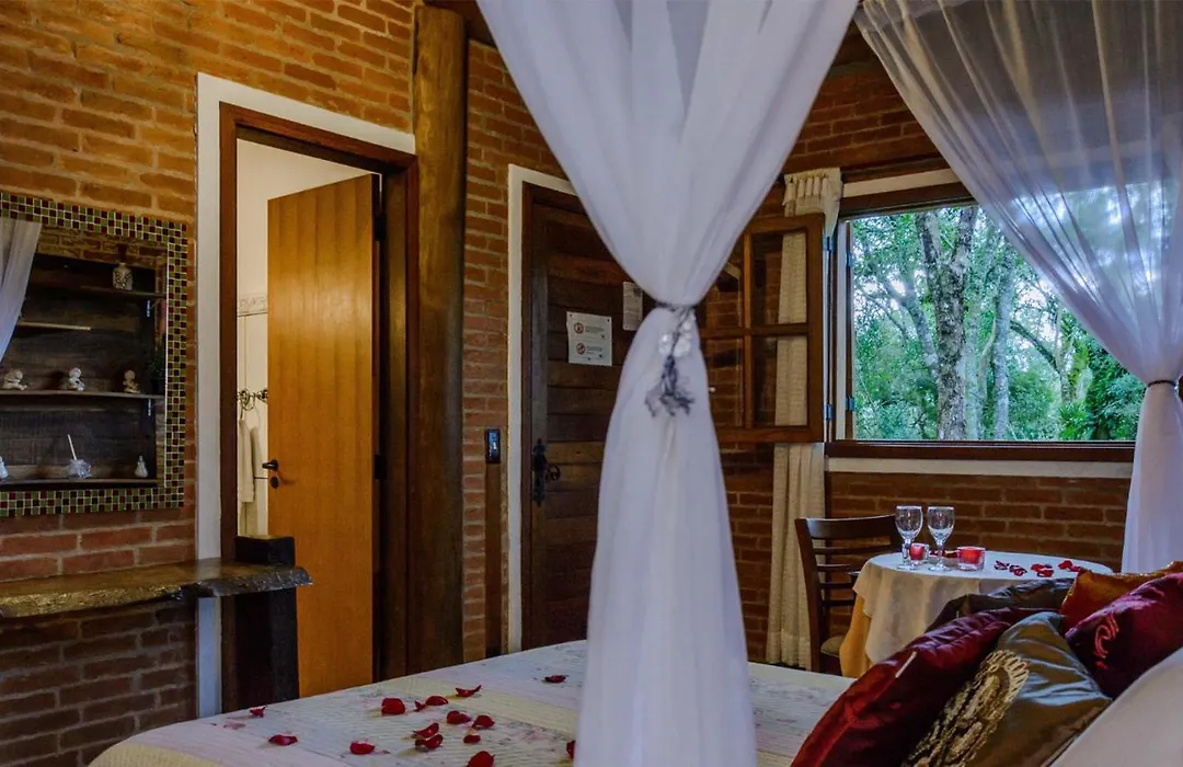 Pousada Alto da Neblina-1