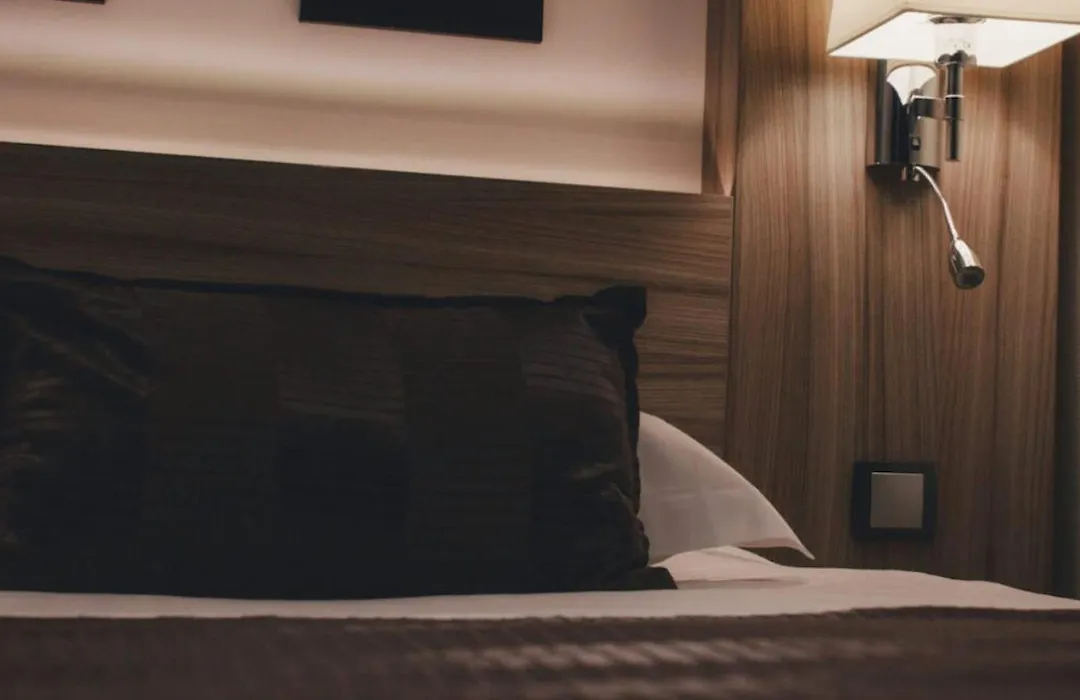 Hotel Le Grillon-1