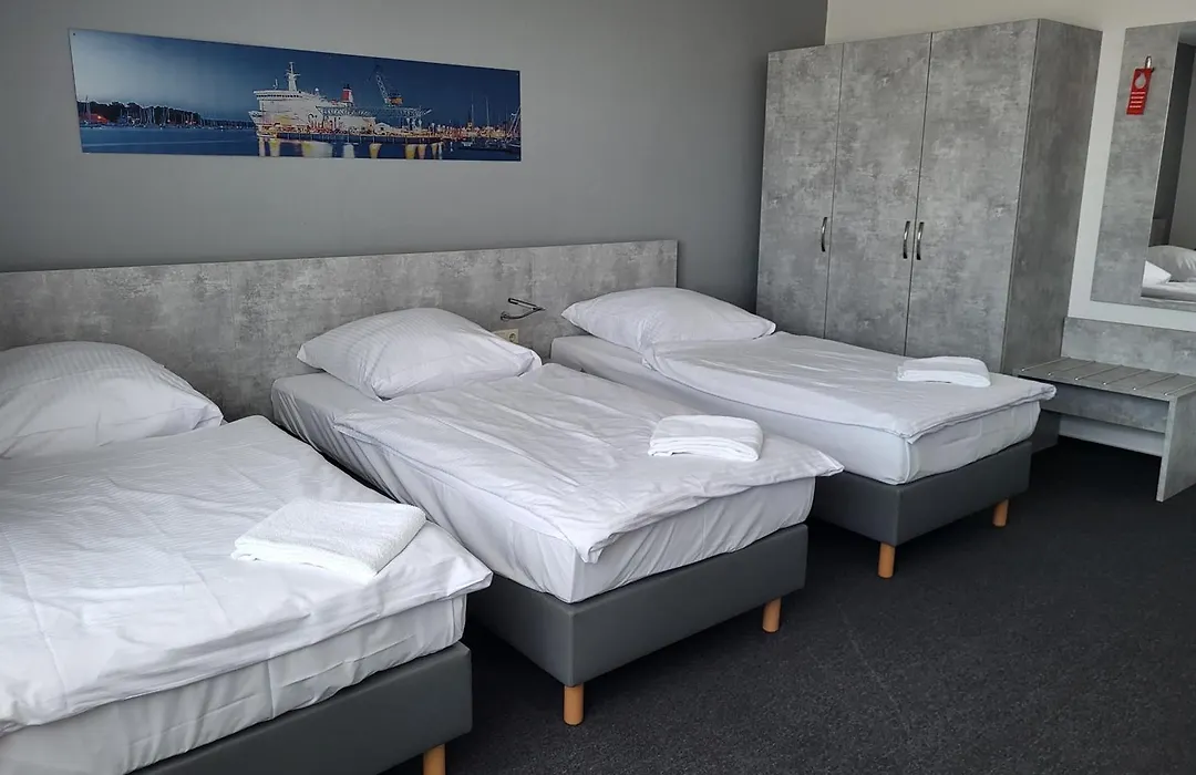 Hotel&Gästehaus Rostock Lütten Klein-1