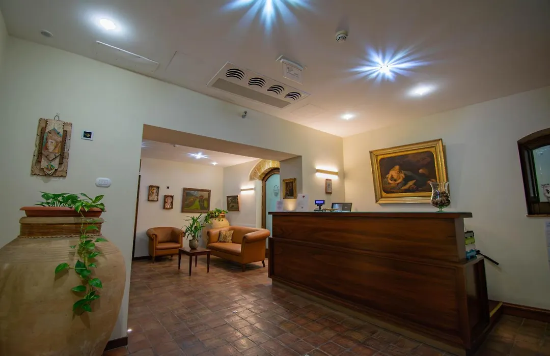 Hotel La Plumeria-1