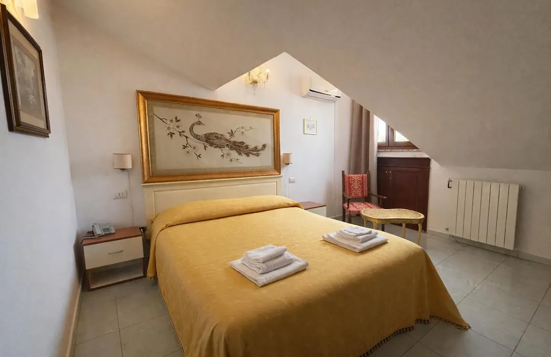 Euro Hotel Iglesias-1