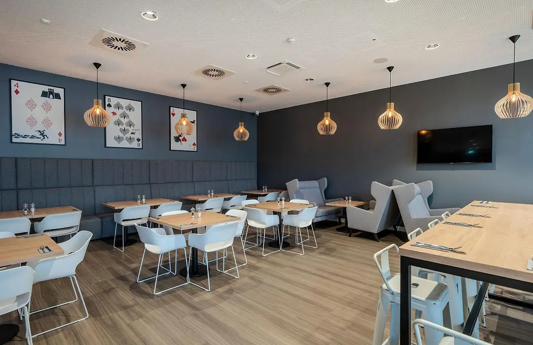 Premier Inn Koblenz City-1