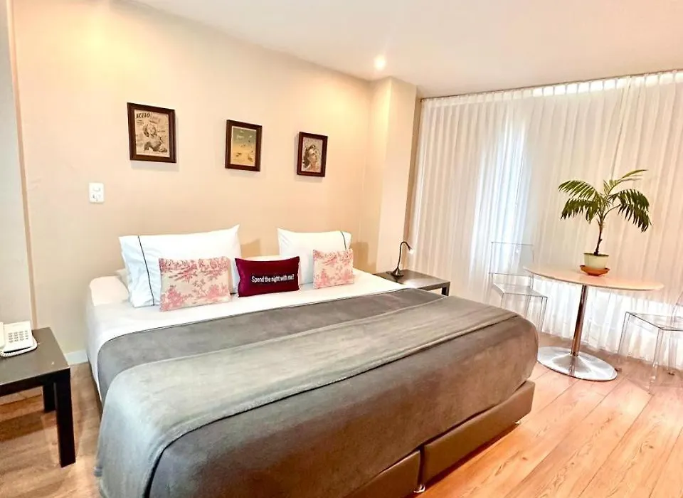 Hotel Living 55-1