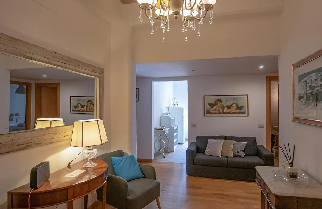 Le Suites Di Tevere Home-1