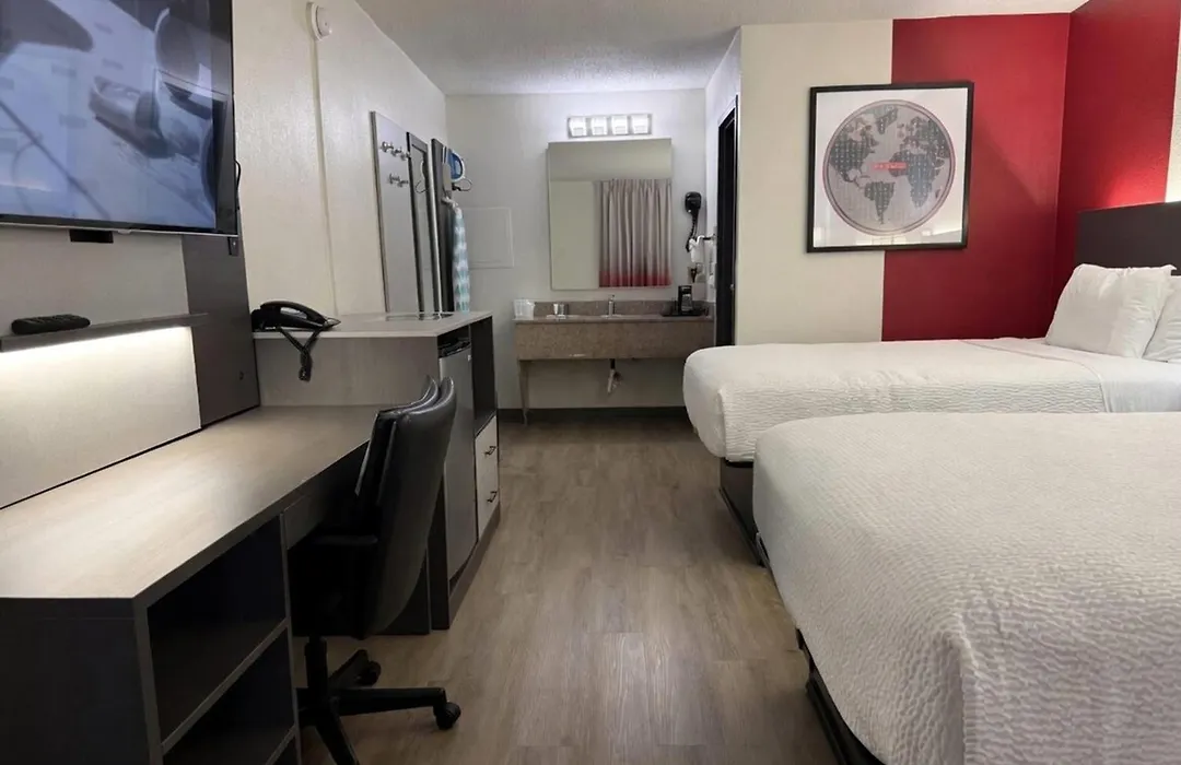 Ramada By Wyndham Harrisonburg-1