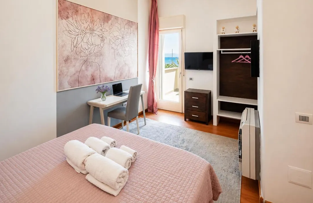 Villa Maria Luisa-1