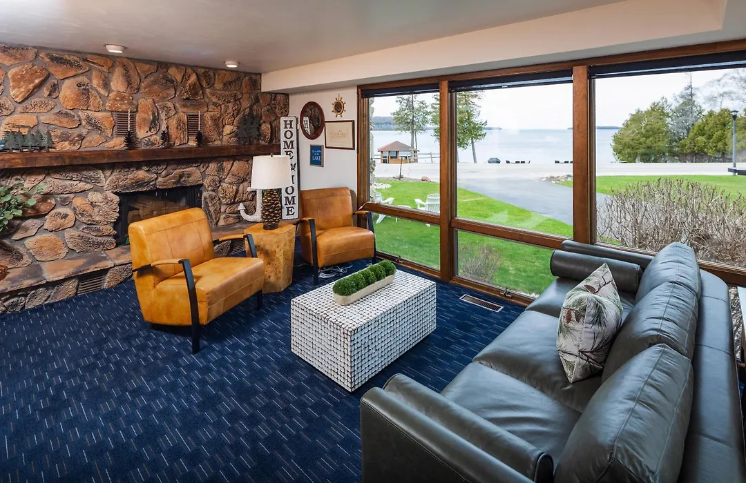 Pine Grove Resort-1