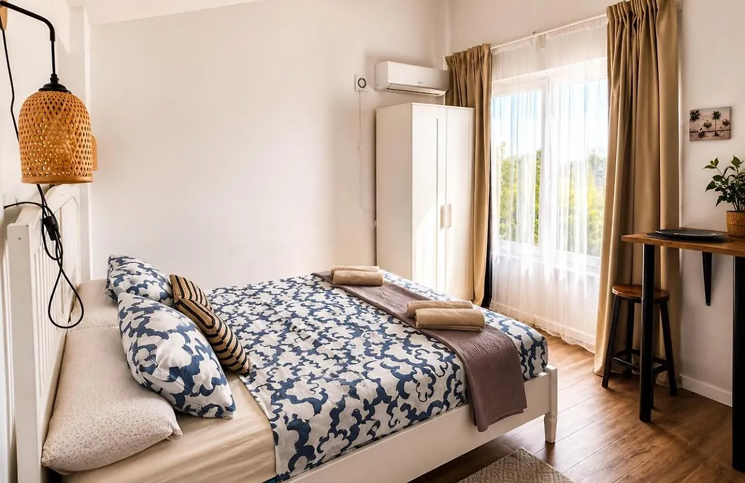 Orange Vibes Guest House-1