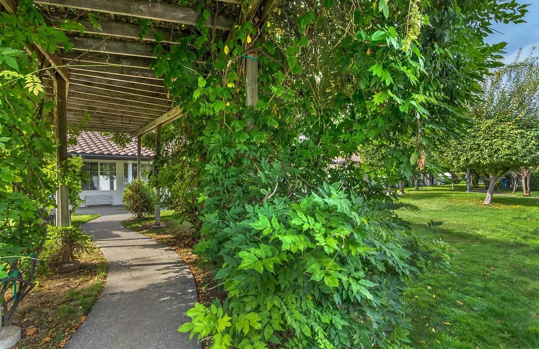University Park Inn & Suites, An Ascend Collection Hotel-1