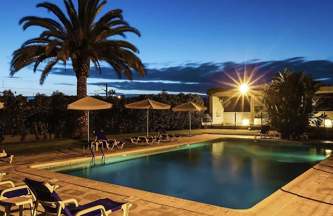 Hotel Ibis Faro Algarve-1